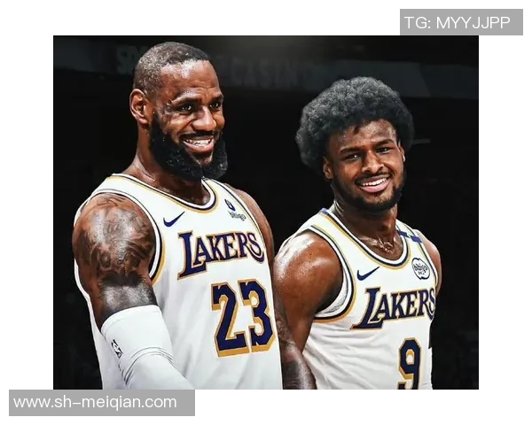 20155NBA勇士与国王激战回顾精彩瞬间与赛季亮点分析 20155NBA勇士与国王激战回顾精彩瞬间与赛季亮点分析