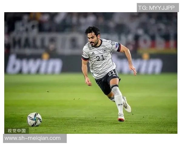 京多安的足球旅程与成就解析:从德甲到英超的辉煌历程与未来展望 京多安的足球旅程与成就解析:从德甲到英超的辉煌历程与未来展望