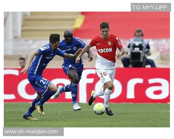 巴塞罗那主场迎战尤文图斯的精彩对决与历史渊源探讨