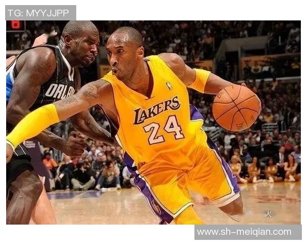 科比带领湖人队对阵掘金的经典对决回顾与精彩瞬间分析 科比带领湖人队对阵掘金的经典对决回顾与精彩瞬间分析